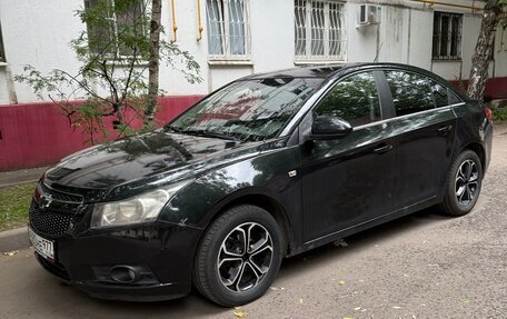 Chevrolet Cruze II, 2010 год, 630 000 рублей, 2 фотография