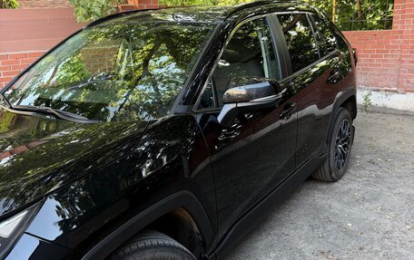 Toyota RAV4, 2021 год, 4 100 000 рублей, 4 фотография