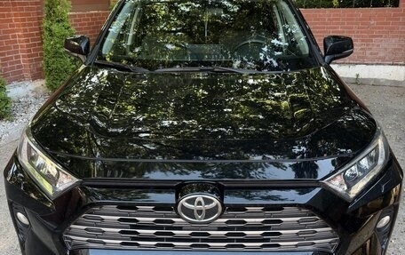 Toyota RAV4, 2021 год, 4 100 000 рублей, 3 фотография