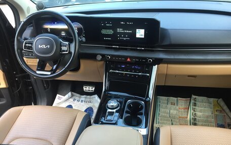 KIA Carnival, 2022 год, 4 089 999 рублей, 6 фотография