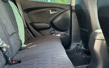 Hyundai ix35 I рестайлинг, 2010 год, 950 000 рублей, 14 фотография