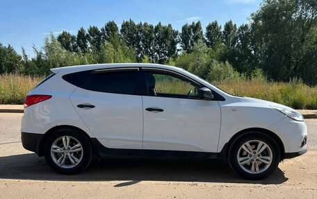 Hyundai ix35 I рестайлинг, 2010 год, 950 000 рублей, 22 фотография