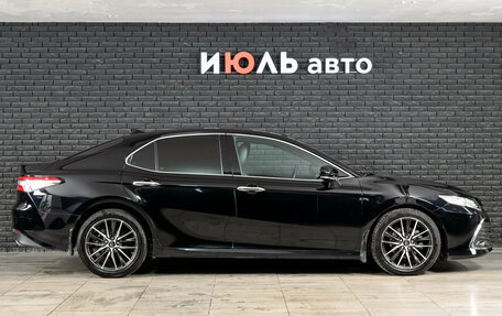 Toyota Camry, 2021 год, 3 400 000 рублей, 10 фотография