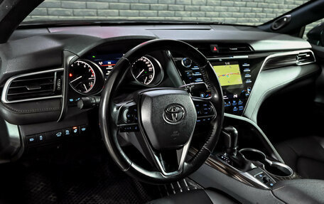 Toyota Camry, 2021 год, 3 400 000 рублей, 13 фотография