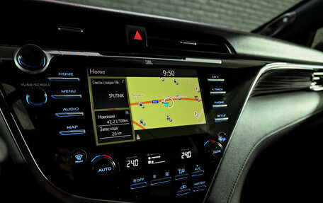 Toyota Camry, 2021 год, 3 400 000 рублей, 20 фотография
