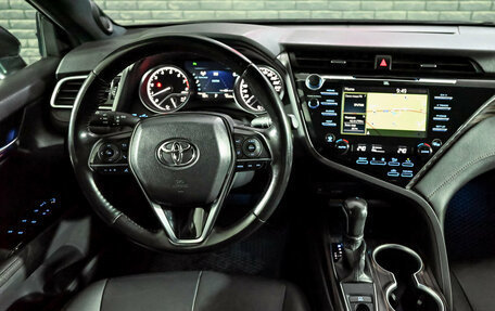 Toyota Camry, 2021 год, 3 400 000 рублей, 17 фотография