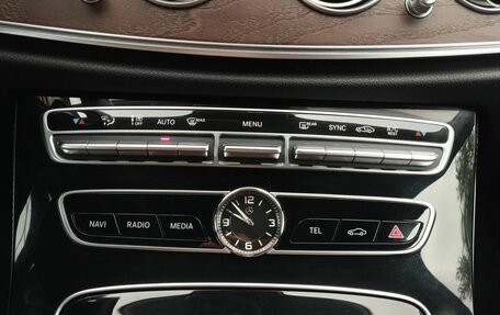 Mercedes-Benz E-Класс, 2016 год, 3 279 000 рублей, 40 фотография