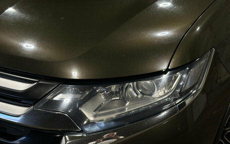 Mitsubishi Outlander III рестайлинг 3, 2016 год, 1 600 000 рублей, 7 фотография