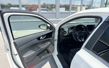 KIA Cerato IV, 2022 год, 2 100 000 рублей, 12 фотография