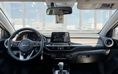 KIA Cerato IV, 2022 год, 2 100 000 рублей, 13 фотография