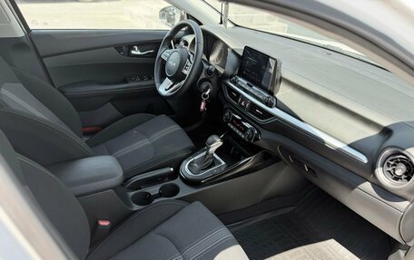 KIA Cerato IV, 2022 год, 2 100 000 рублей, 18 фотография