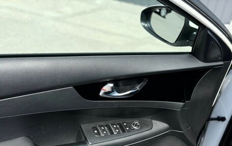 KIA Cerato IV, 2022 год, 2 100 000 рублей, 22 фотография