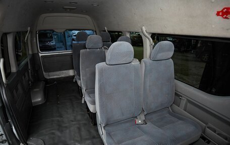 Toyota HiAce H200, 2008 год, 1 900 000 рублей, 10 фотография