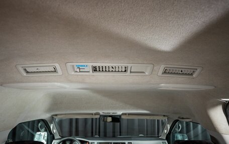 Toyota HiAce H200, 2008 год, 1 900 000 рублей, 12 фотография