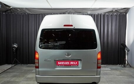 Toyota HiAce H200, 2008 год, 1 900 000 рублей, 6 фотография