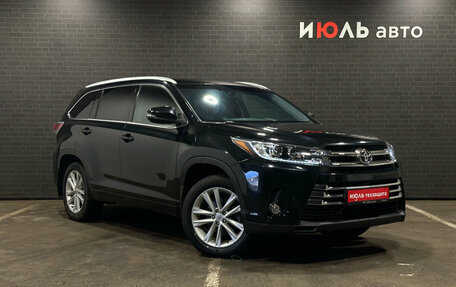 Toyota Highlander III, 2014 год, 2 490 000 рублей, 3 фотография