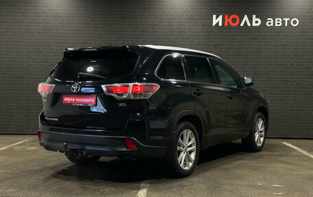 Toyota Highlander III, 2014 год, 2 490 000 рублей, 5 фотография