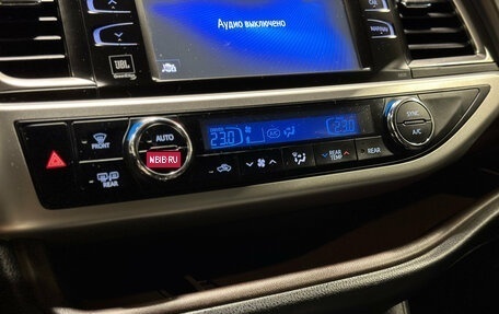 Toyota Highlander III, 2014 год, 2 490 000 рублей, 12 фотография
