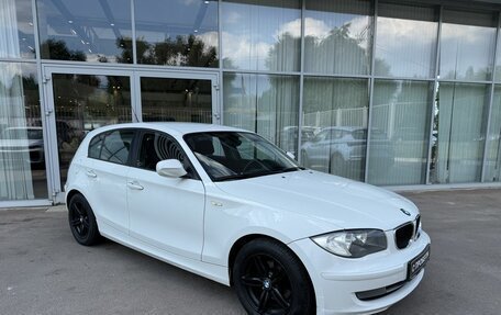 BMW 1 серия, 2010 год, 649 000 рублей, 3 фотография