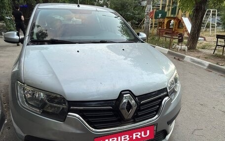 Renault Sandero II рестайлинг, 2020 год, 600 000 рублей, 1 фотография