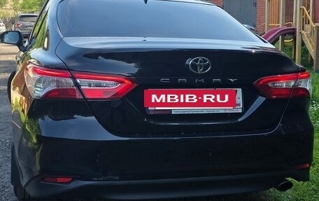 Toyota Camry, 2021 год, 3 500 000 рублей, 4 фотография