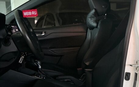 Hyundai Solaris II рестайлинг, 2022 год, 1 380 000 рублей, 11 фотография