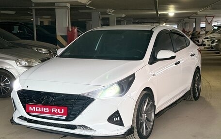 Hyundai Solaris II рестайлинг, 2022 год, 1 380 000 рублей, 14 фотография