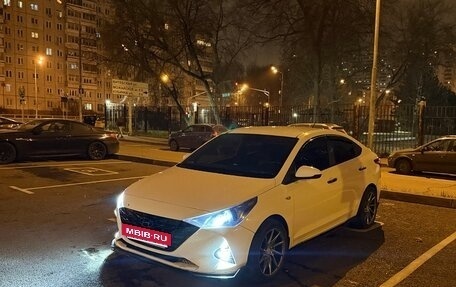Hyundai Solaris II рестайлинг, 2022 год, 1 380 000 рублей, 3 фотография