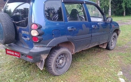 Chevrolet Niva I рестайлинг, 2006 год, 210 000 рублей, 3 фотография