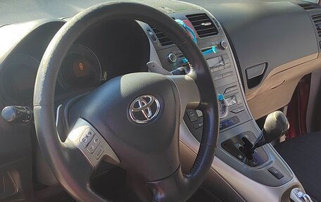 Toyota Auris II, 2008 год, 750 000 рублей, 10 фотография