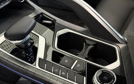 Geely Tugella FY11, 2024 год, 3 150 000 рублей, 13 фотография