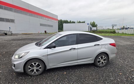 Hyundai Solaris II рестайлинг, 2013 год, 720 000 рублей, 13 фотография