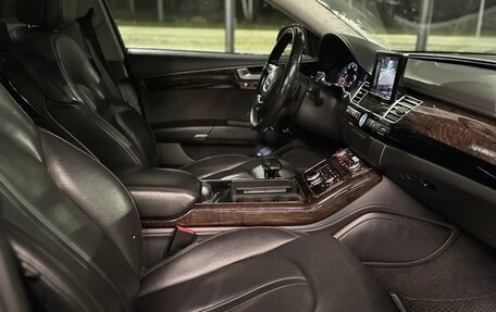 Audi A8, 2011 год, 1 650 000 рублей, 6 фотография