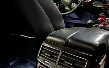 Audi A8, 2011 год, 1 650 000 рублей, 13 фотография