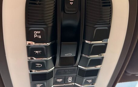 Porsche Cayenne III, 2016 год, 4 900 000 рублей, 16 фотография
