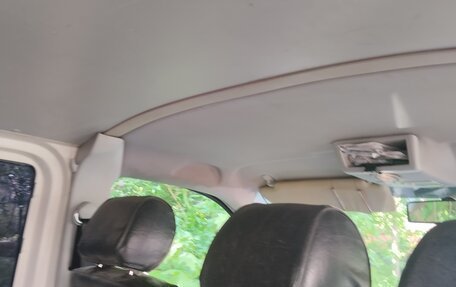 Volkswagen Transporter T5 рестайлинг, 2005 год, 746 000 рублей, 9 фотография
