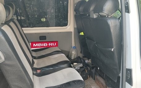 Volkswagen Transporter T5 рестайлинг, 2005 год, 746 000 рублей, 6 фотография