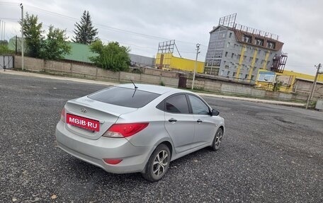 Hyundai Solaris II рестайлинг, 2013 год, 720 000 рублей, 9 фотография