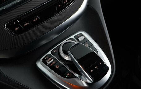 Mercedes-Benz V-Класс, 2019 год, 4 398 050 рублей, 21 фотография