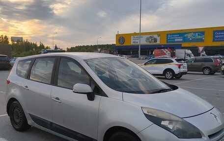 Renault Scenic III, 2009 год, 580 000 рублей, 2 фотография