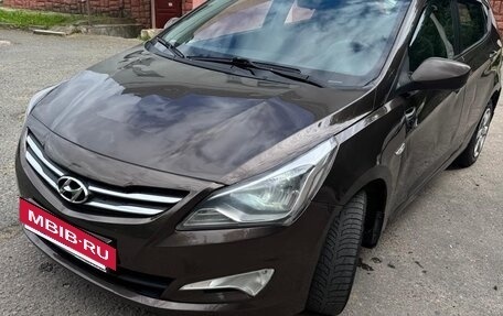 Hyundai Solaris II рестайлинг, 2016 год, 680 000 рублей, 2 фотография