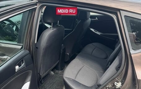 Hyundai Solaris II рестайлинг, 2016 год, 680 000 рублей, 11 фотография
