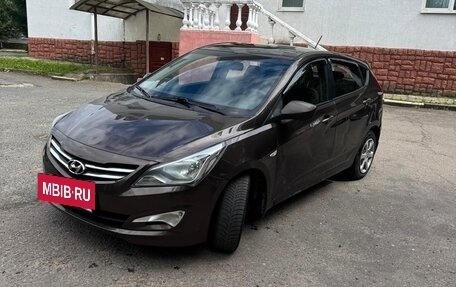 Hyundai Solaris II рестайлинг, 2016 год, 680 000 рублей, 18 фотография