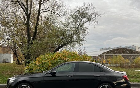Mercedes-Benz E-Класс, 2018 год, 3 990 000 рублей, 3 фотография