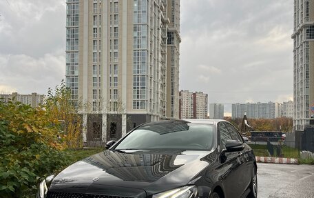 Mercedes-Benz E-Класс, 2018 год, 3 990 000 рублей, 2 фотография
