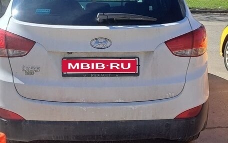 Hyundai ix35 I рестайлинг, 2014 год, 1 300 000 рублей, 4 фотография