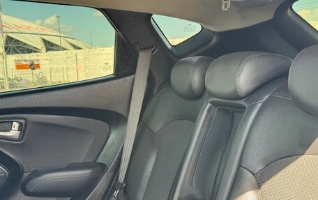 Hyundai ix35 I рестайлинг, 2013 год, 1 400 000 рублей, 22 фотография