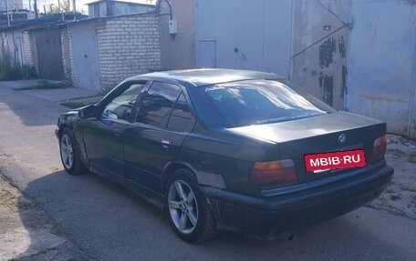 BMW 3 серия, 1991 год, 170 000 рублей, 4 фотография