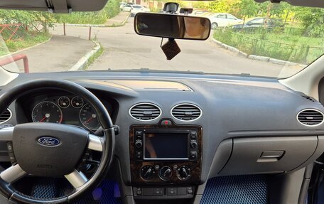 Ford Focus II рестайлинг, 2005 год, 550 000 рублей, 2 фотография