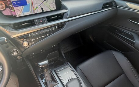 Lexus ES VII, 2020 год, 4 550 000 рублей, 19 фотография